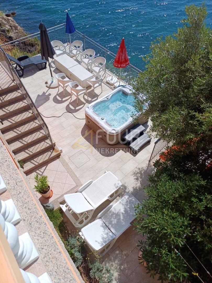 House in Karlobag, Lika-Senj County, Croatia 2 - 13567525