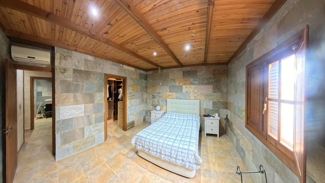 Villa in El Puerto de Santa María, Andalusia, Spain 3 - 15843519