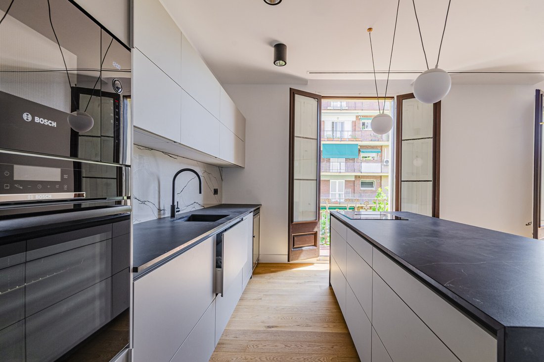 Apartment in Eixample, Barcelona, Spain 5 - 15843293