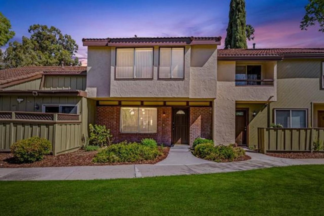 Townhouse in San Jose, California, United States 2 - 15843737