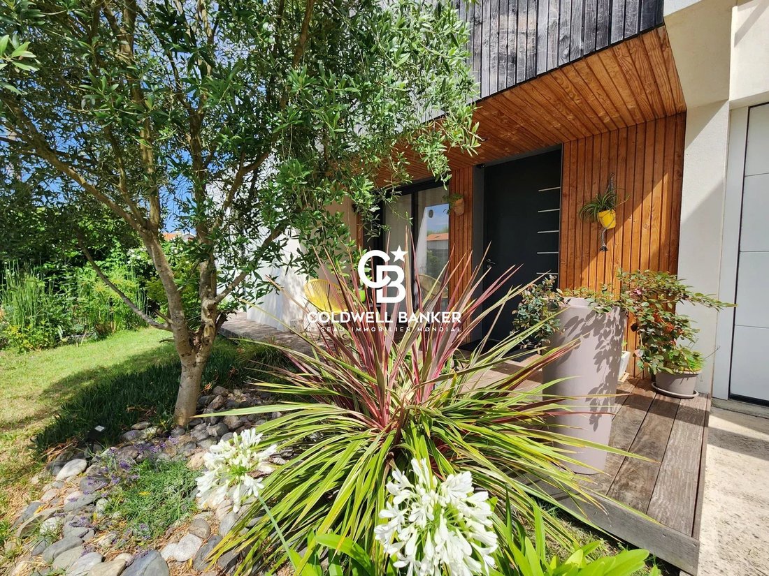 House in Brivazac, Pessac, France 1 - 15843428