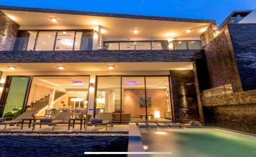 Villa in Choeng Thale, Phuket, Thailand 1