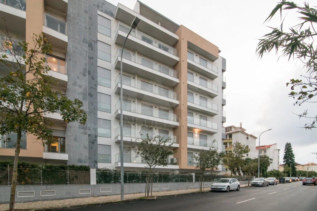 Apartment in Carcavelos e Parede, Lisbon, Portugal 1 - 15844104