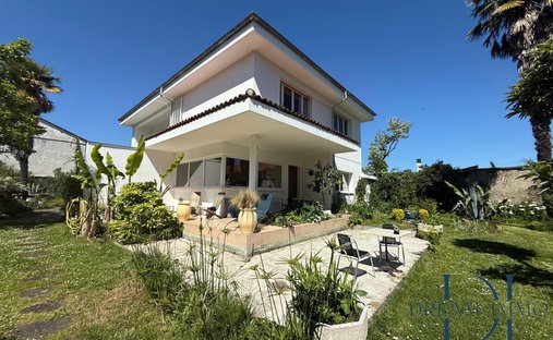 Castle for Sale in Marciac, Occitanie, France