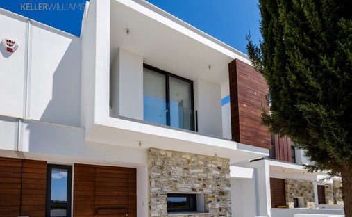 House in Livadia, Larnaca, Cyprus 1