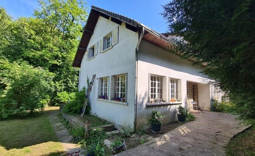 Haus in Bas, Maule, Frankreich 1
