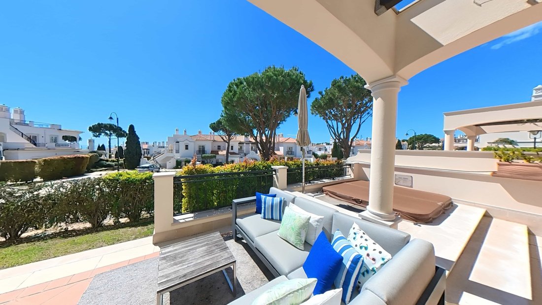 Apartment in Vale do Lobo, Almancil, Portugal 1 - 15846925