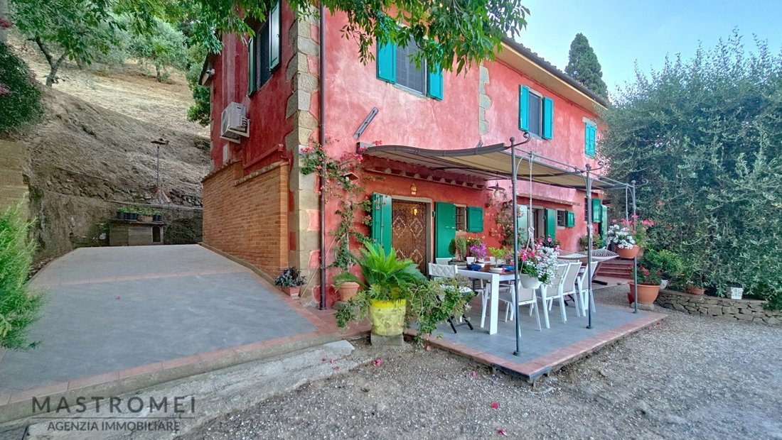 Country House in Borgo a Buggiano, Tuscany, Italy 1 - 15847416