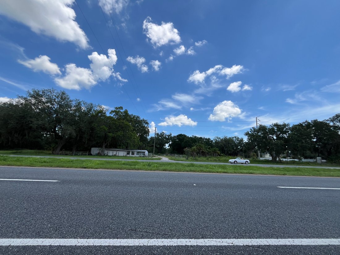 Land in Leesburg, Florida, United States 2 - 15847322