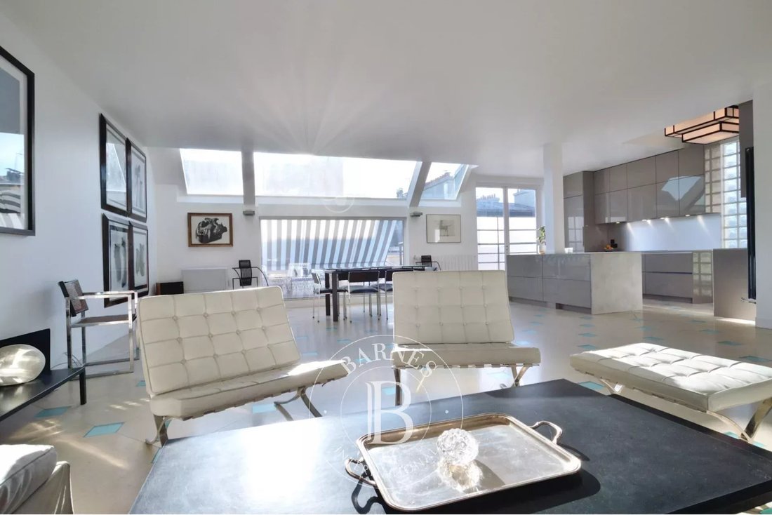 Apartment in Chaillot, Paris 16e Arrondissement, Paris 4 - 15847407