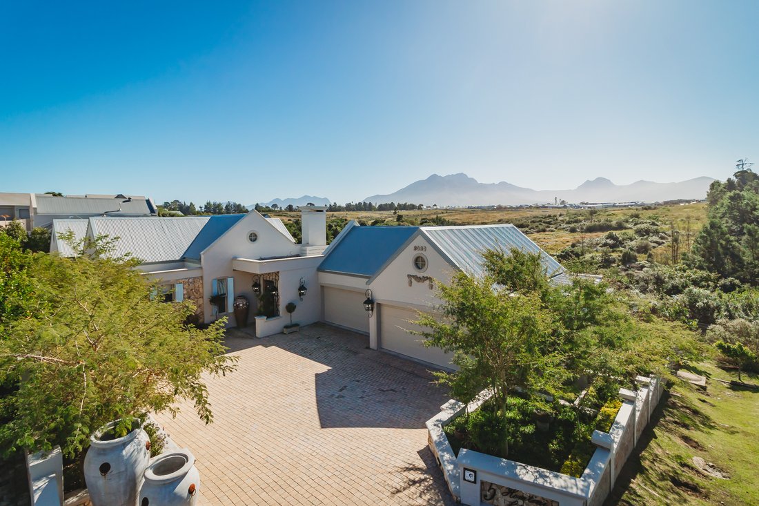 House in George, Western Cape, South Africa 1 - 15847190