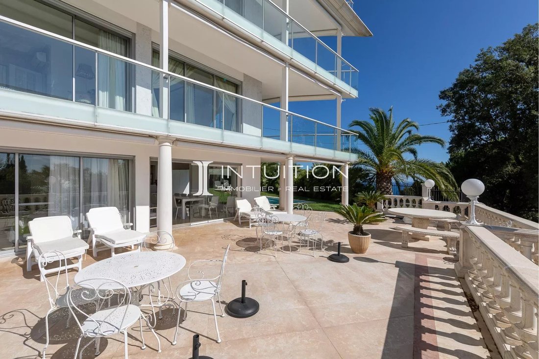 Villa in La Maure-Super Cannes, Vallauris, France 2 - 15847365