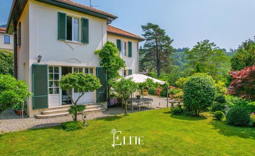 Villa in Bee, Piedmont, Piedmont, Italy 1