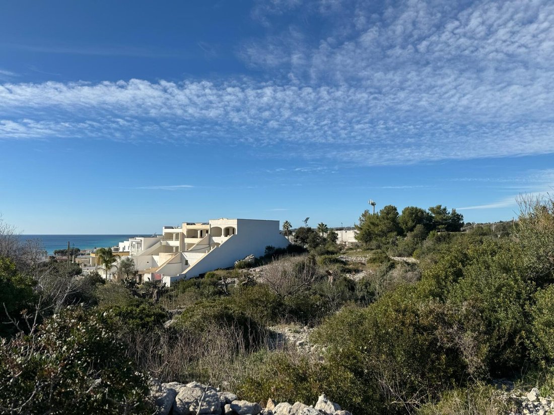 Terreno en Morciano di Leuca, Apulia, Italia 4 - 15847244