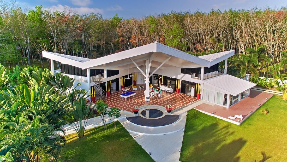 5 Bedroom Villa for sale at Delta Villas