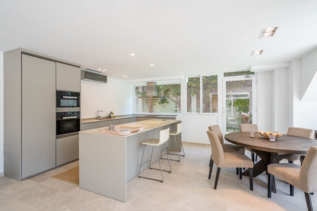 House in Portals Nous, Calvia, Balearic Islands 4 - 15848159