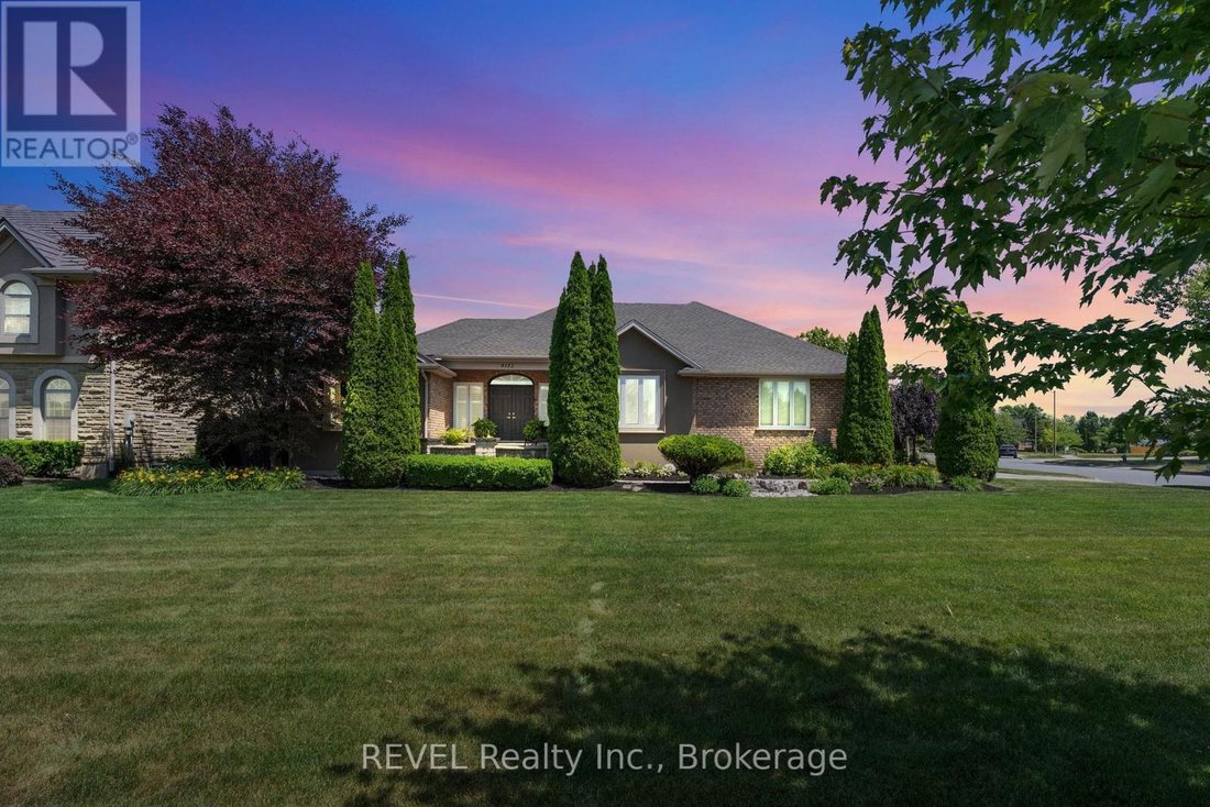 House in Niagara Falls, Ontario, Canada 1 - 15850940