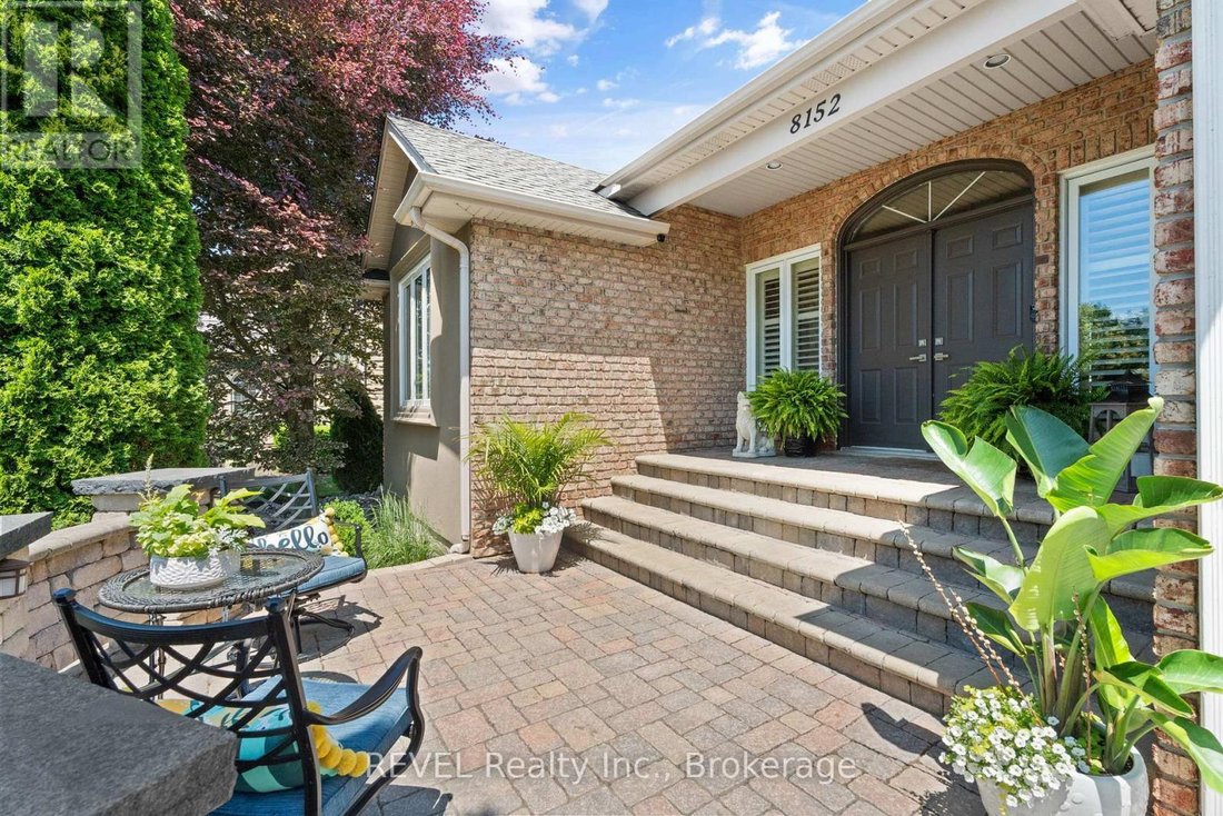 House in Niagara Falls, Ontario, Canada 4 - 15850940