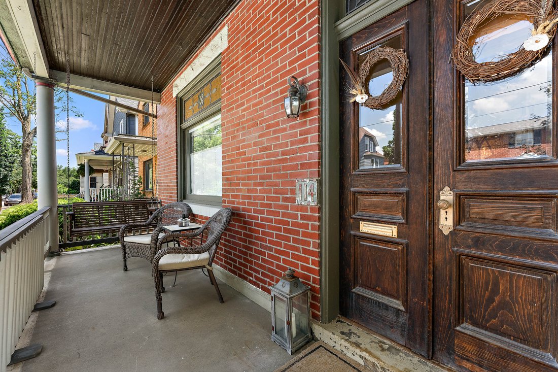 House in Pittsburgh, Pennsylvania, United States 2 - 15848841