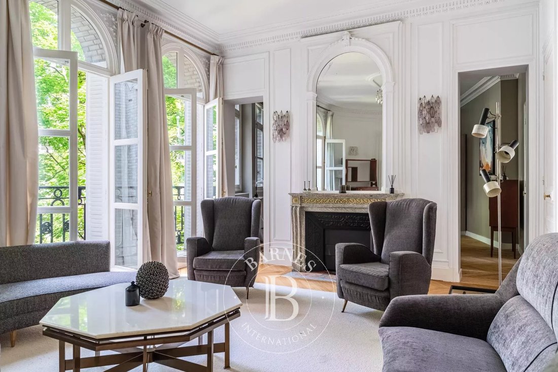 Apartment in Chaillot, Paris 16e Arrondissement, Paris 2 - 15848069