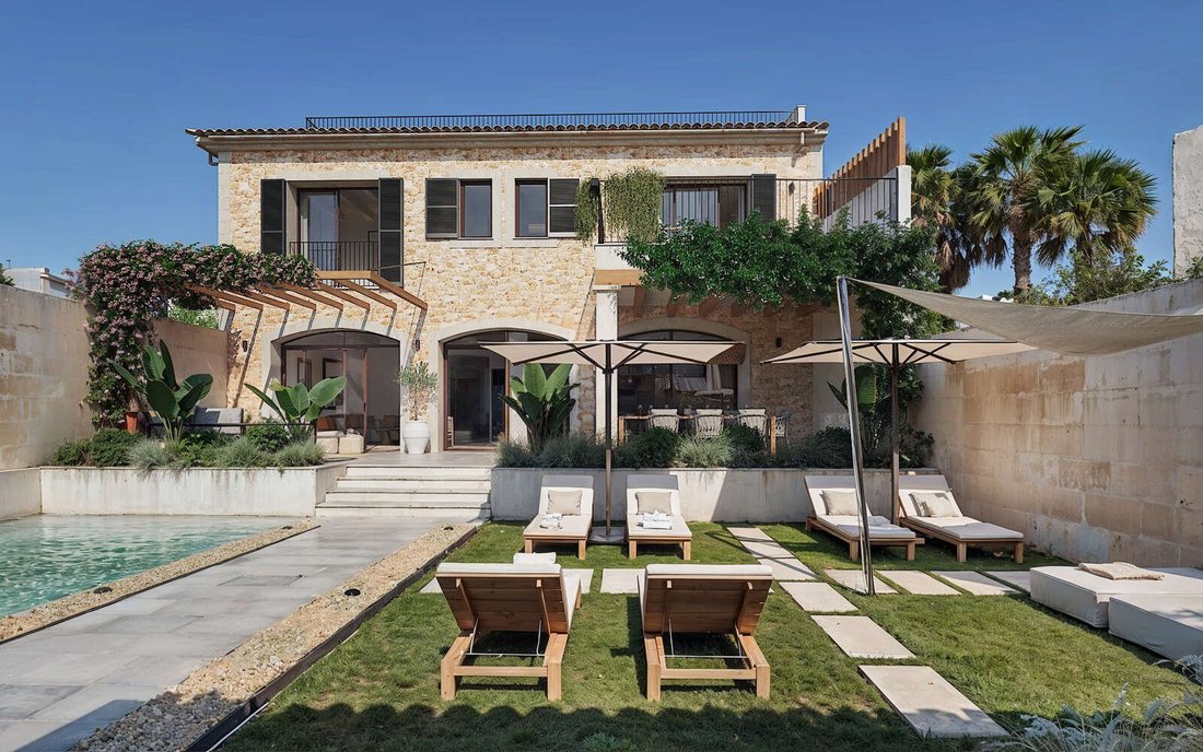 Townhouse in ses Salines, Balearic Islands, Spain 1 - 15848070