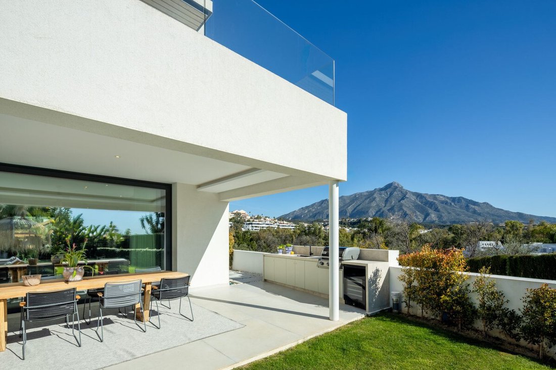 Villa in Puerto Banus, Marbella, Spain 5 - 15848362