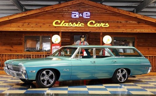 283 cui - V8  4 speed Manual  Dual exhaust  P/S  Boss Motorsport Wheels!!! in New braunfels, United States 1