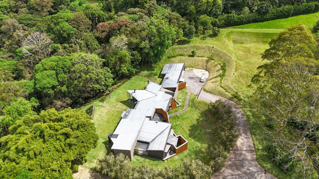 House in San Rafael District, Oreamuno, Cartago Province, Costa Rica 2 - 15850582