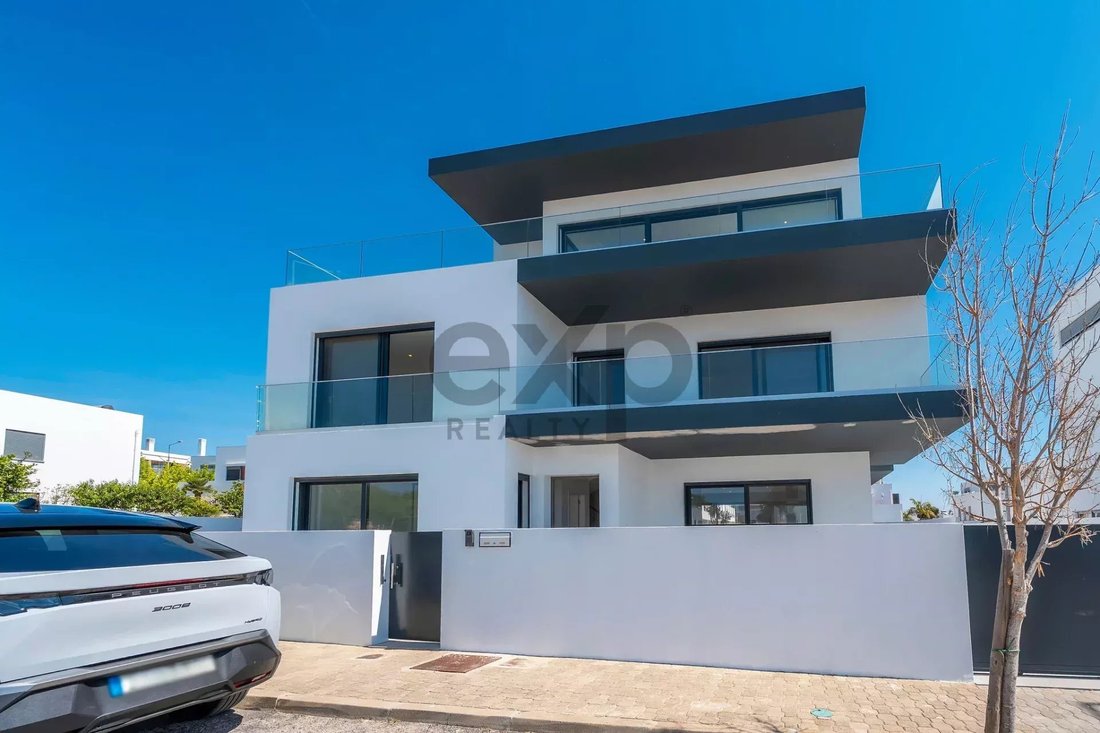 Townhouse in Tavira (Santa Maria e Santiago), Algarve, Portugal 3 - 15848309