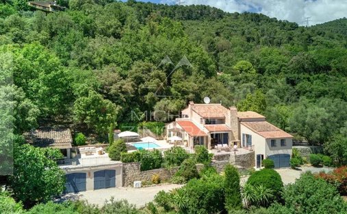 Villa à Saint-Cézaire-sur-Siagne, Provence-Alpes-Côte d'Azur, France 1