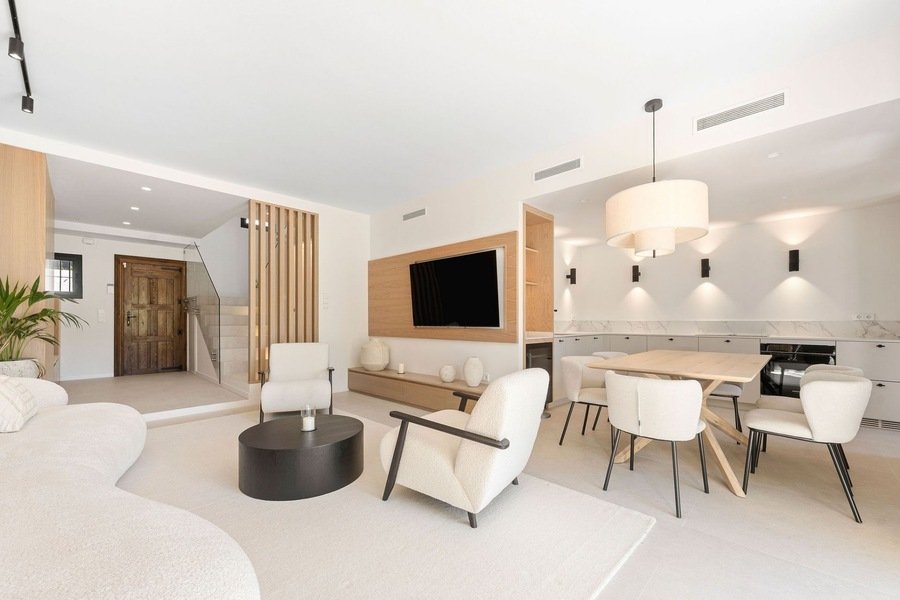 Townhouse in Ciudad Jardin (District), Malaga, Spain 4 - 15848392