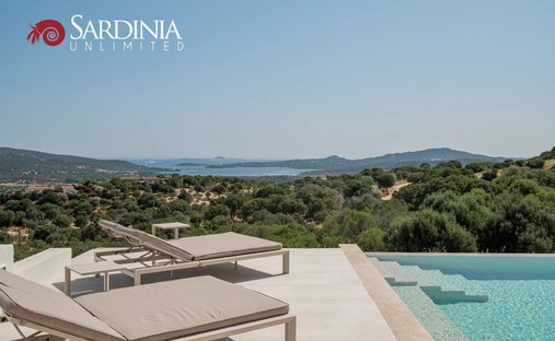 Villa in Porto Rotondo, Olbia, Sardinia 1