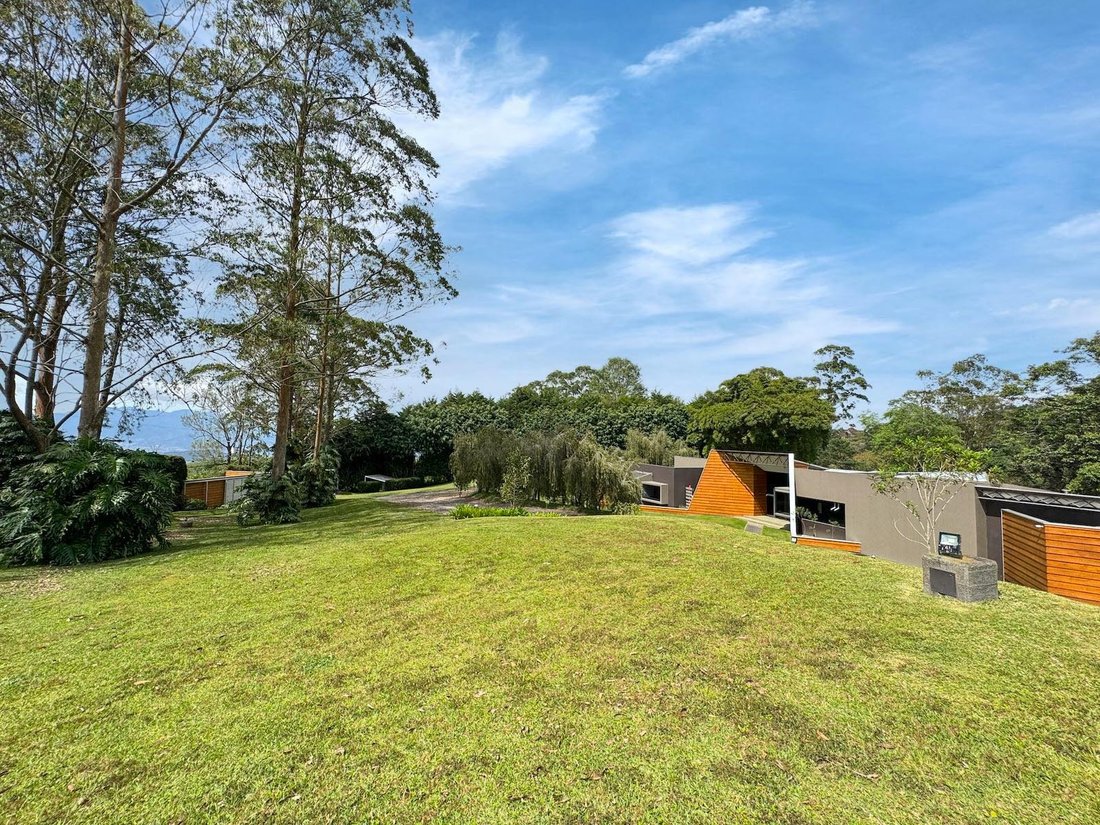 House in San Rafael District, Oreamuno, Cartago Province, Costa Rica 3 - 15850582