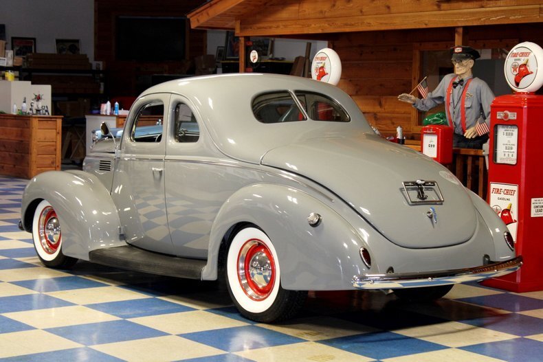 283 cui  Auto  Front disc  Rack &amp; Pinion  A/C  Steel body  Wide White-walls!!! in New Braunfels, United States 4 - 15847865