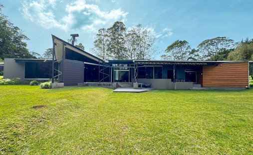 House in San Rafael District, Oreamuno, Cartago Province, Costa Rica 1