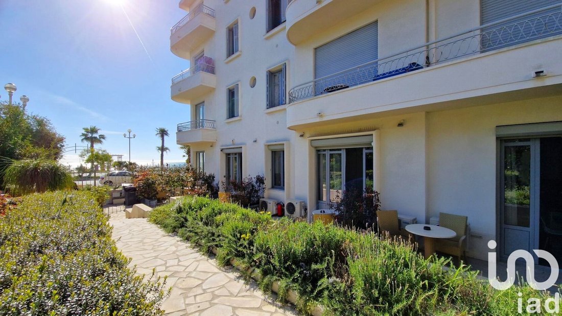 Apartment in Nice, Provence-Alpes-Côte d'Azur, France 1 - 15849229
