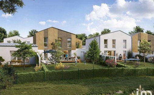 House in Périgny, Nouvelle-Aquitaine, France 1