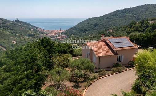 Villa in Noli, Ligurien, Italien 1