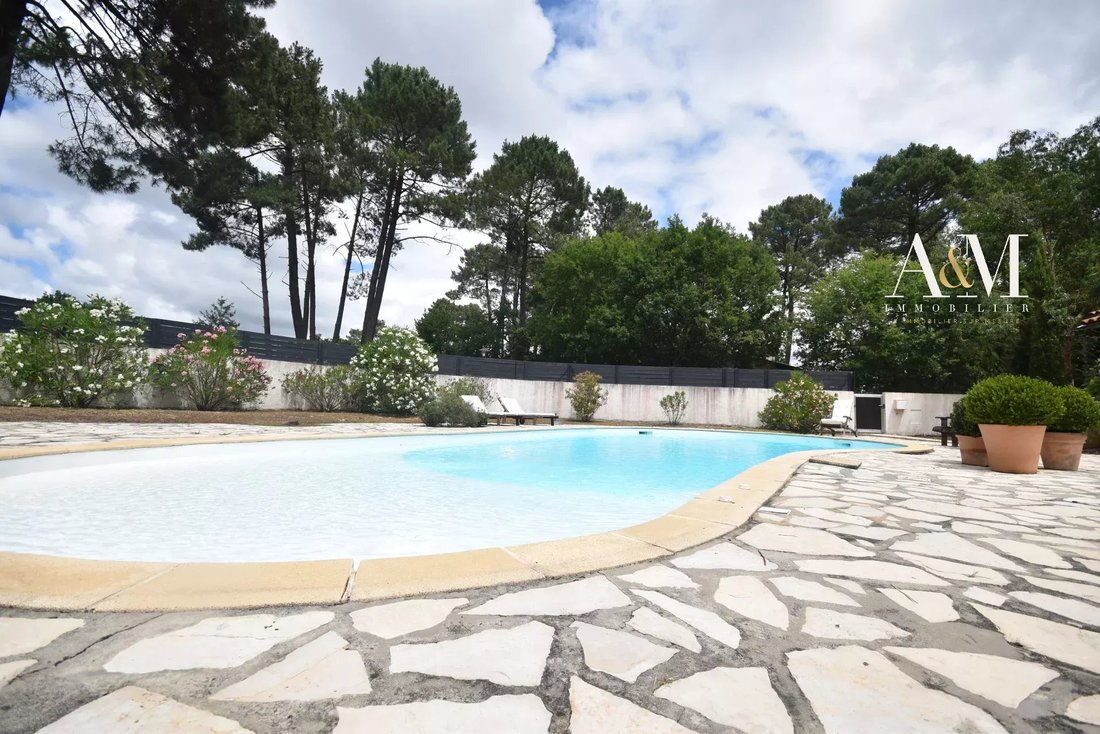 Villa in Lege Bourg, Lège-Cap-Ferret, France 2 - 15775546