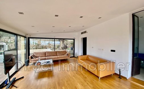 Villa in Gabelle-Courcettes-Les Clos, Vallauris, France 1