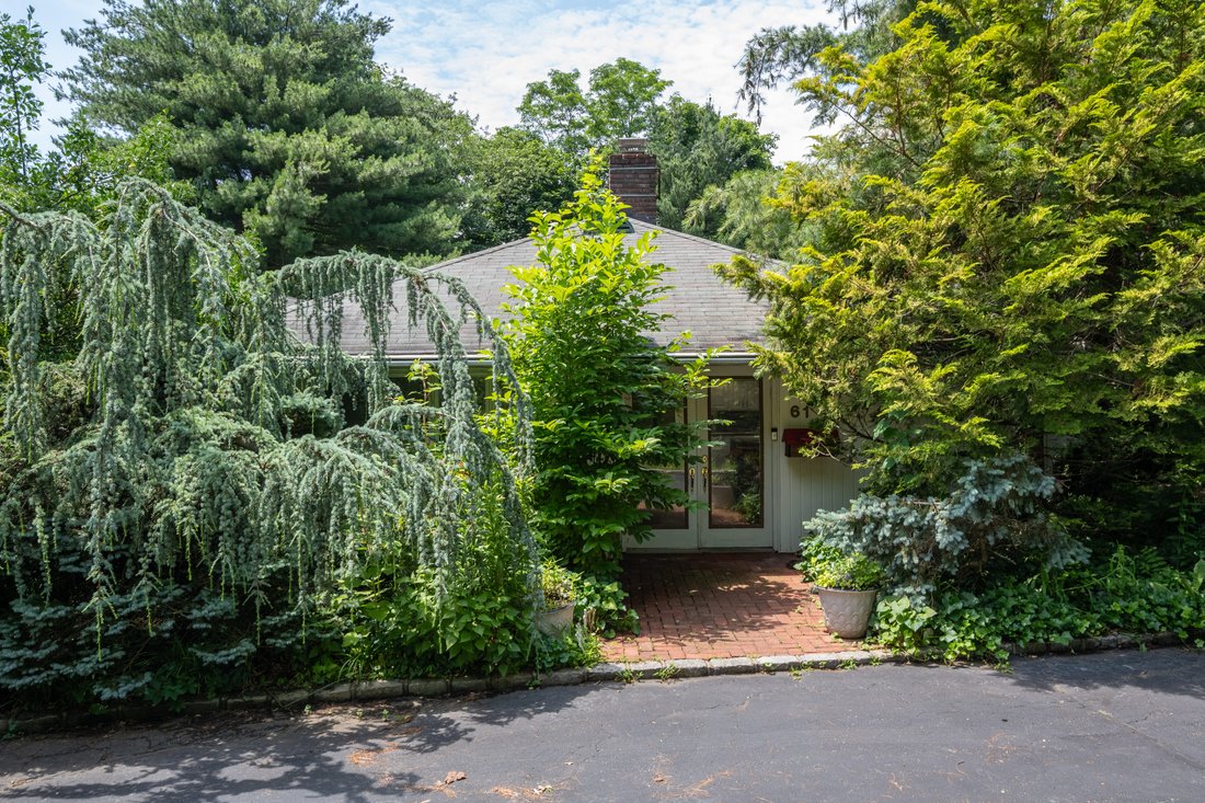 House in Albertson, New York, United States 1 - 15848865