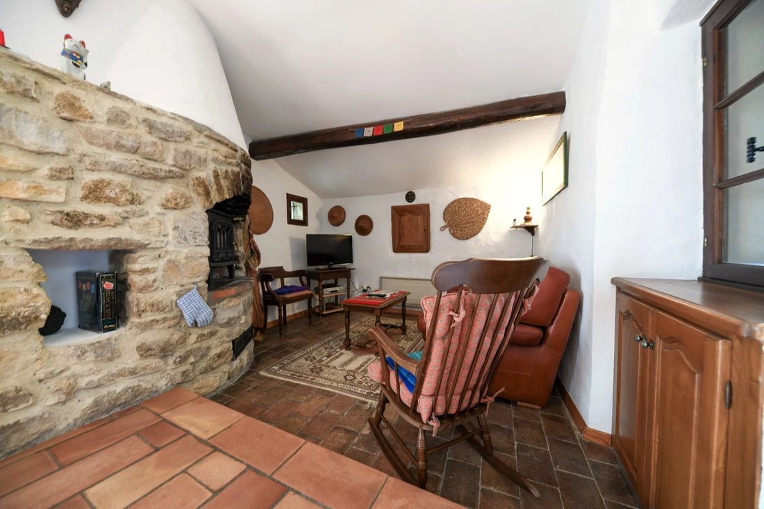 Country House in Uzès, Occitania, France 5 - 15849696