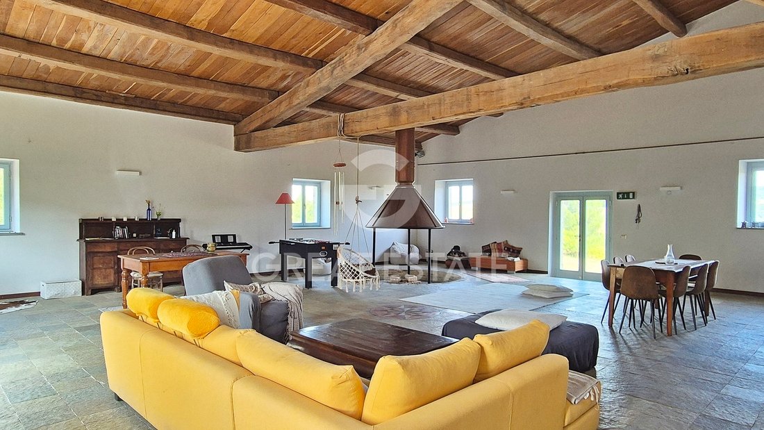 Estate in Gubbio, Umbria, Italy 5 - 15850091