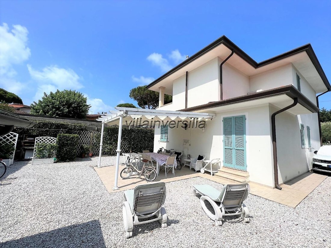 Villa in Motrone, Pietrasanta, Italy 1 - 15849887
