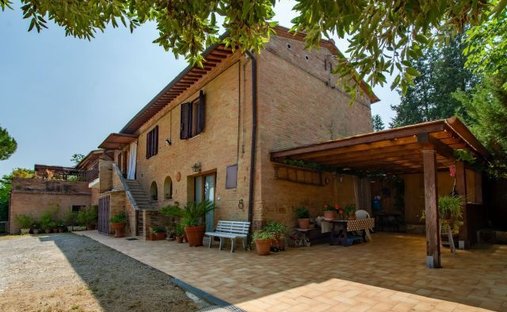 Villa in Historic Center, Siena, Tuscany 1