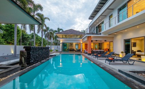 Villa in Si Sunthon, Phuket, Thailand 1