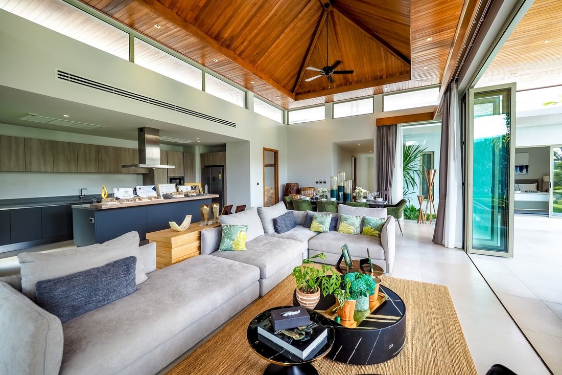 Villa in Choeng Thale, Phuket, Thailand 2 - 15851445