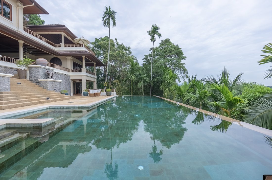 Villa in Choeng Thale, Phuket, Thailand 1 - 15851458