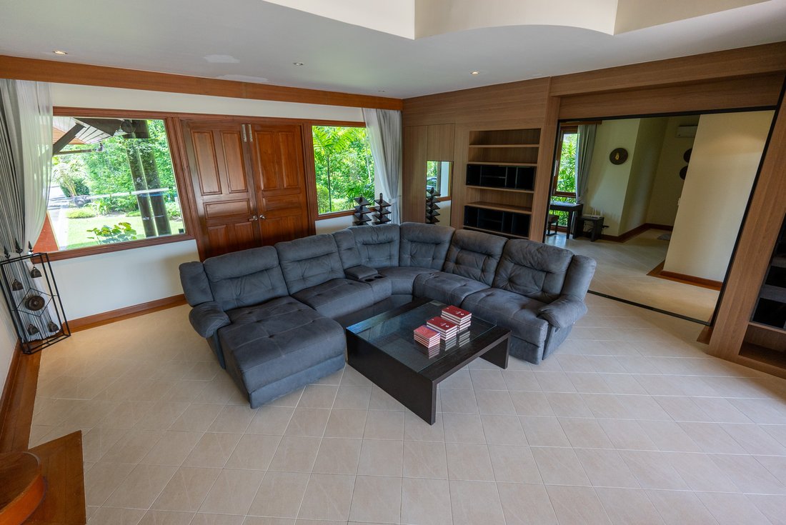 Villa in Choeng Thale, Phuket, Thailand 2 - 15851448