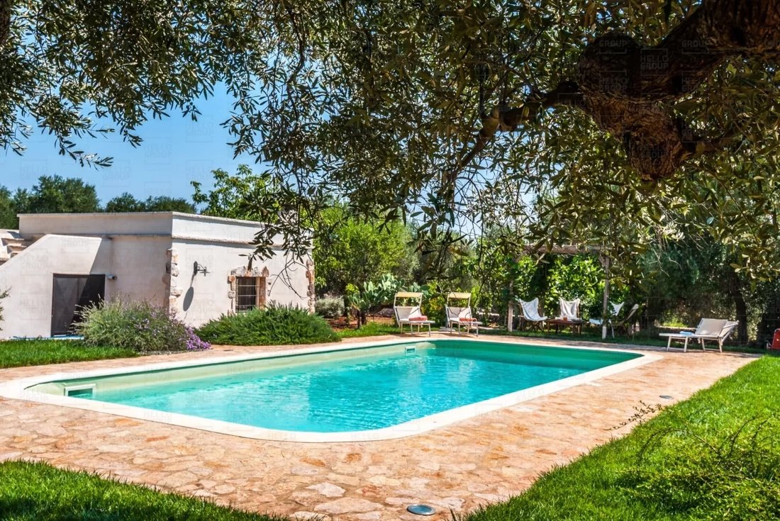 Villa en Ceglie Messapica, Apulia, Italia 1 - 15851615